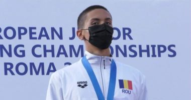Stire din Sport : Nataţie / Trei medalii de aur! Roma are un nou împărat: David Popovici