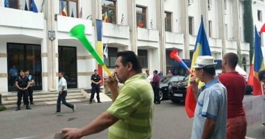 GALERIE FOTO / Au sunat sirenele la Primăria Constanța! Șoferii de la RATC cer salarii mai mari - 5