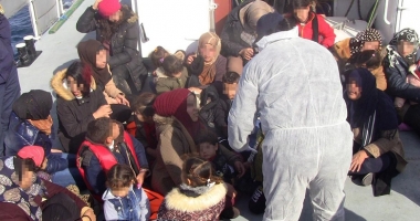 Misiune de salvare în Marea Egee. Garda de Coastă a recuperat zeci de migranți - 3