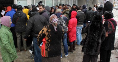 Stire din Cetățenești : Ajutoarele primăriei bagă zâzanie între constănțeni