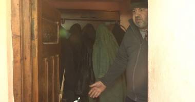 DESCINDERI CU MASCAȚI / Arsenal de arme și ducați de aur, confiscate de la PROXENEȚI. UPDATE - 2