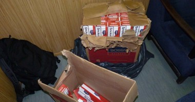 Stire din Eveniment : Polițiștii au confiscat proviziile de țigări ale unor marinari