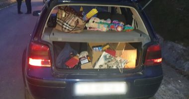 Mii de articole pirotehnice, confiscate de polițiștii de frontieră constănțeni - 2