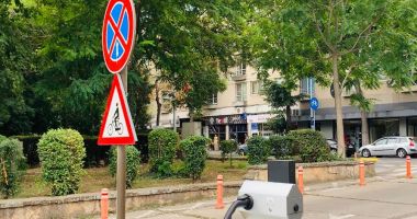 Stații gratuite pentru încărcarea mașinilor electrice, acum în Constanța - 1