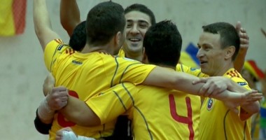 Stire din Sport : Naționala de futsal a României a învins formația Sportis Târgoviște