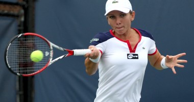 Stire din Sport : Simona Halep, despre meciul de la Australian Open: "Am avut foarte mari emoții, nu m-am putut concentra"