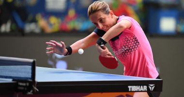 Stire din Sport : Olimpism / Eliza Samara, eliminată de thailandeza Suthasini Sawettabut de la JO