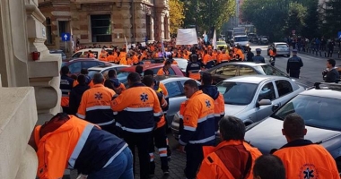 GALERIE FOTO / Reprezentanți ai SAJ Constanța, prezenți la mitingul din Capitală. "Pichetăm sediile ministerelor Muncii și Sănătății" - 4