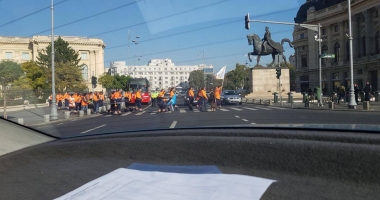 GALERIE FOTO / Reprezentanți ai SAJ Constanța, prezenți la mitingul din Capitală. "Pichetăm sediile ministerelor Muncii și Sănătății" - 6