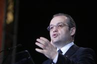 Stire din Politică-Administrație : "Eu sunt cel care va conduce PDL și după 15 mai"