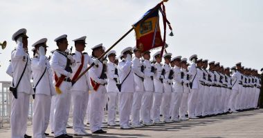 Stire din Eveniment : Marinarii militari, prezenți la ceremoniile dedicate Zilei de 9 Mai