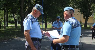 Stire din Eveniment : MOMENTE EMOȚIONANTE. Ceremonie de avansare în grad și de trecere în rezervă, la Capu Midia
