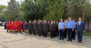 Ziua Pompierilor din România, marcată la ISU Constanța. Zeci de cadre militare au fost premiate - 3