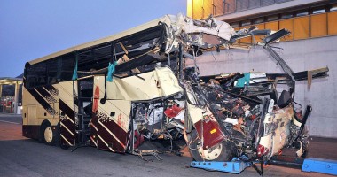 Stire din Actualitate : 22 de copii au murit într-un accident rutier