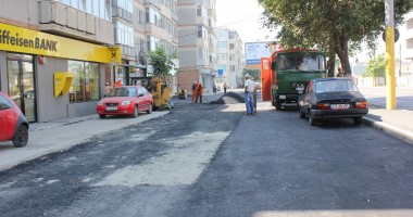 Se construiește o parcare în cartierul Km 5 | GALERIE FOTO - 4