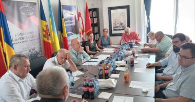 Stire din Cultură-Educație : Istorici și publiciști constănțeni au marcat opt decenii de la ralierea României la Coaliția Națiunilor Unite