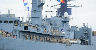 Galerie foto / Fregata "Regele Ferdinand" s-a întors acasă, la Constanța. Militarii, așteptați de prieteni și familie - 4