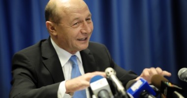 Traian Băsescu: 