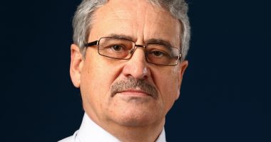 Stire din Cultură-Educație : Mesaj-apel al președintelui FSLI, pentru „reconstrucția acestei țări desfigurată de politica dezbinării din ultimii ani”