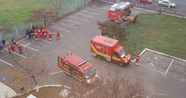 GALERIE FOTO-VIDEO / PLAN ROȘU ACTIVAT DE ISU DOBROGEA! Ce se întâmplă la Spitalul CF Constanța - 3