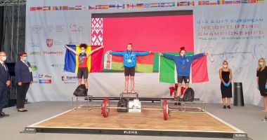 Stire din Sport : Haltere / Trei medalii pentru Lavinia Vinţeleriu la Europenele de juniori