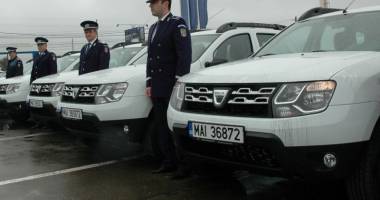 Stire din Eveniment : Noi mașini de poliție, distribuite în țară