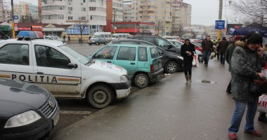 Stire din Eveniment : Cartier constănțean terorizat: o gașcă de pușlamale a spart cinci mașini