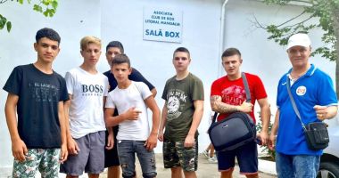 Stire din Sport : Box / CS Medgidia, patru victorii în gala amicală de la Mangalia