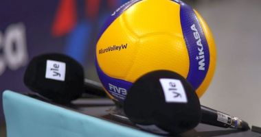 Volei / 190 de antrenori au participat la prima zi a cursurilor de perfecţionare