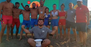 Stire din Sport : Lupte pe plajă / Constănţeanul Vlad Caraș, pe locul 4 la Beach Wrestling World Series