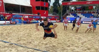 Stire din Sport : „Stejarii”, învinşi în finala mică a turneului de rugby pe plajă de la Moscova