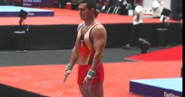 Gimnastică / Marian Drăgulescu a ratat calificarea în finala la sărituri, la Mondialele de la Kitakyushu