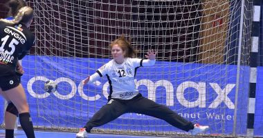 Stire din Sport : Handbal / Gol încasat cu două secunde înainte de final! CSM Bucureşti, învinsă de Brest, în Liga Campionilor