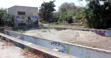 "Badea Cârțan", cotropit de broaște și mirosuri fetide - 2