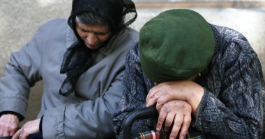 Stire din Social : Pensiile, plătite în avans în luna decembrie