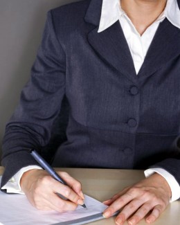 Stire din Cetățenești : A picat la interviu din cauza scrisului