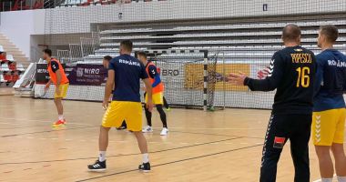 Stire din Sport : Handbal / Ghivil în locul lui Negru, accidentat. Modificări în lotul naţionalei masculine pentru Trofeul Carpaţi