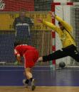 Stire din Sport : Rușii s-au supărat și au ciuruit poarta HCM-ului