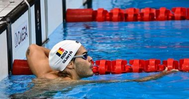 Stire din Sport : Nataţie / Robert Glință, medalie de bronz la 50 m spate, la Campionatul European de la Kazan