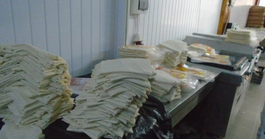 IMAGINI GREU DE PRIVIT! JALE LA O PATISERIE CLANDESTINĂ DIN PIAȚA GRIVIȚEI. Iată ce au descoperit inspectorii - 7
