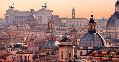 Stire din Actualitate : Roma riscă să intre în FALIMENT. Executivul a retras din Parlament un proiect de sprijin financiar