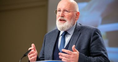 Stire din Actualitate : Frans Timmermans demisionează din funcţia de vicepreşedinte al Comisiei Europene