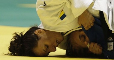 Stire din Sport : Judo: Andreea Chițu, învingătoare cu echipa Europei în duelul cu Asia