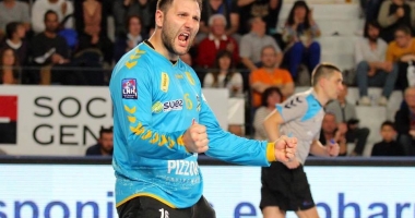 Stire din Sport : Fostul portar al HCM-ului, Mihai Popescu, ales din nou cel mai valoros handbalist român