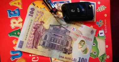 IMAGINI EMOȚIONANTE / Șeful CJ Constanța a tăiat moțul băiatului născut anul trecut în șenilată - 3