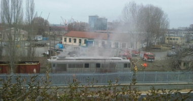 Arde o locomotivă în Portul Constanța!