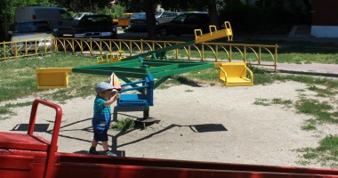 GALERIE FOTO / Locuri de joacă sau capcane pentru copii? - 6