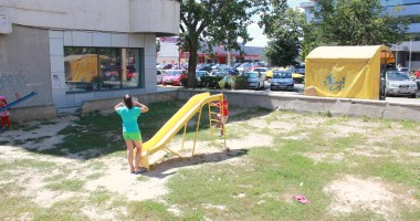 GALERIE FOTO / Locuri de joacă sau capcane pentru copii? - 5