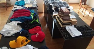 Chilipiruri vândute pe plaja din Eforie Nord, confiscate de jandarmi - 3