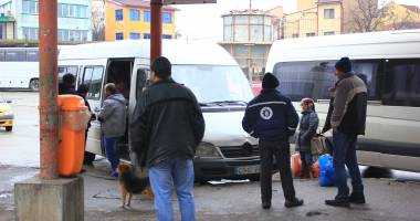 Stire din Eveniment : Bișnițari din Tomis 3 și de la Autogara Sud, lăsați fără țigări
